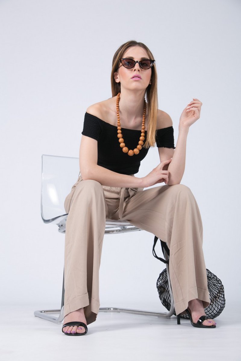Picture of Flowing Trousers "Wide" in Beige