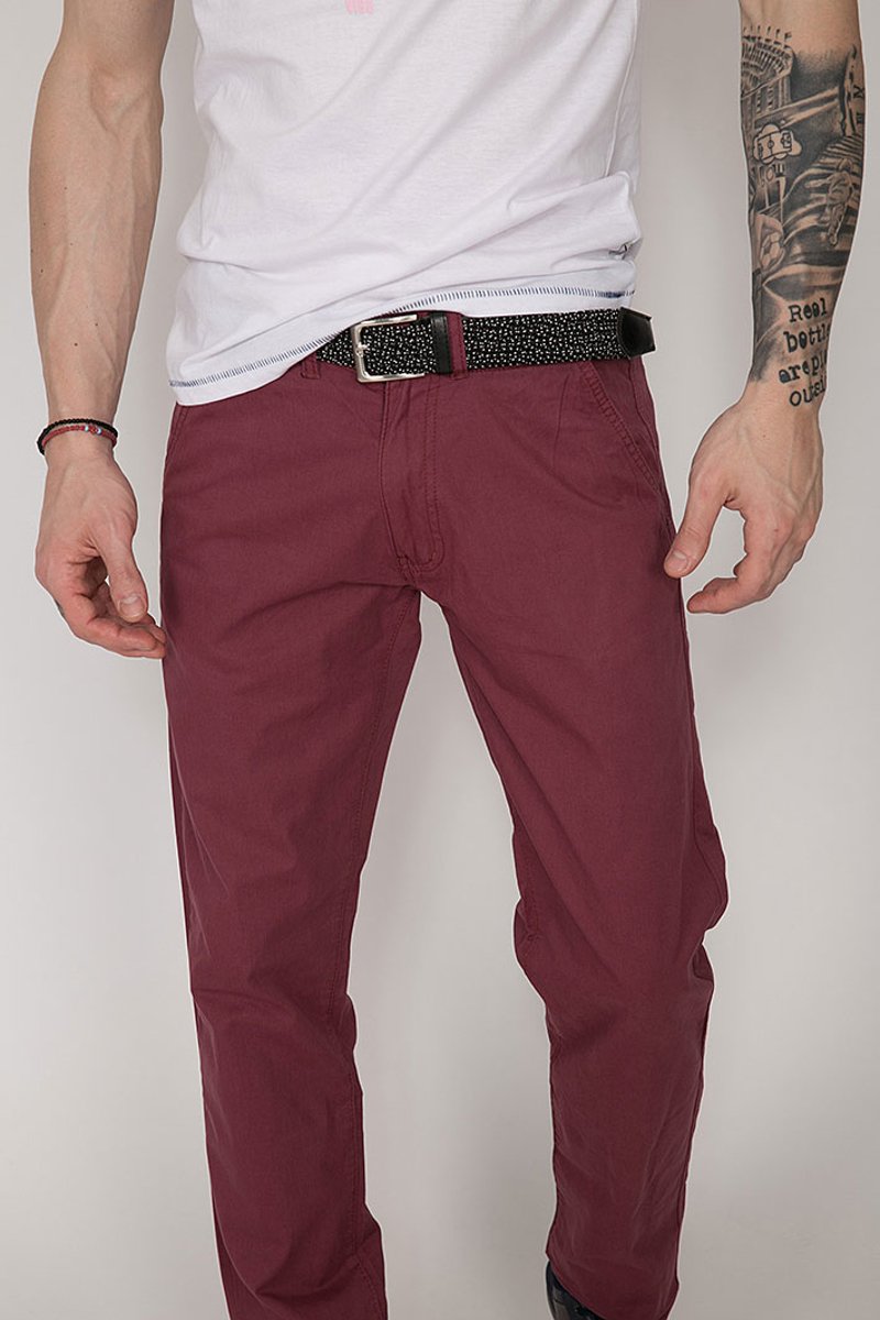 Picture of  Men's Elastic Chino Pants in Bordeaux