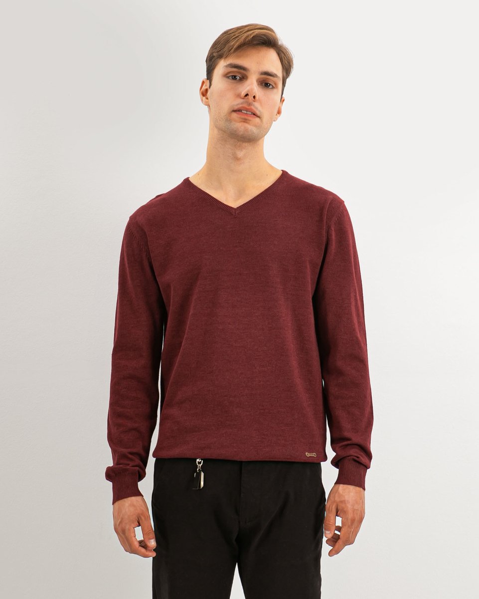 Picture of Men's Basic V-Neck Sweater in Bordeaux