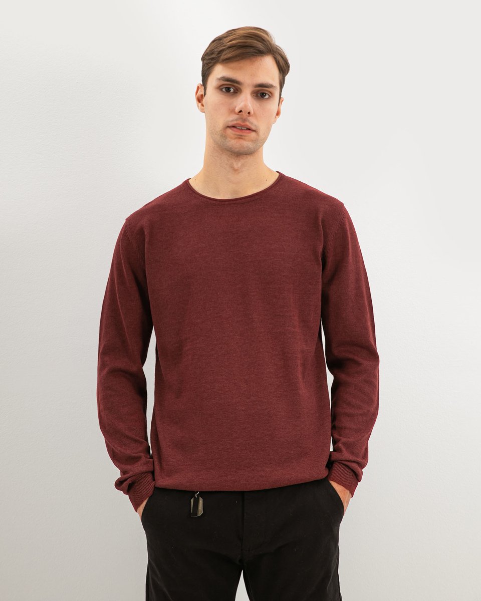 Picture of Men's Basic Sweater in Bordeaux