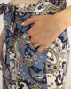 Γυναικεία παντελόνα εμπριμέ 3/4 "Cira" με ελαστική μέση χρώμα μπλε